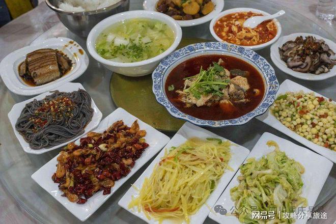 适 如何去重庆自由行保姆级旅游攻略麻将胡了2试玩去重庆玩几天比较合(图2)